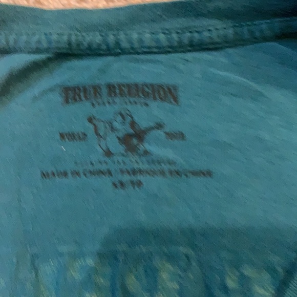 Clothes - Picture 4 of 4